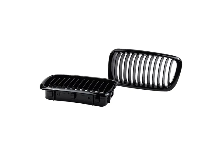 grill-bmw-7-e38-pojedyncze-zeberka-gloss-black-producent-czesci-mtuning