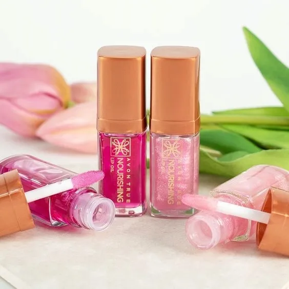 avon-true-olejek-do-ust-blossom