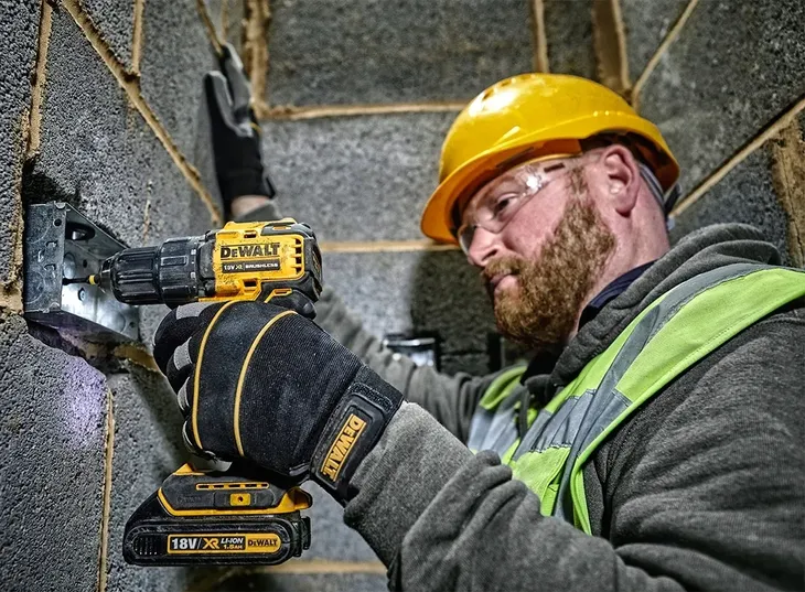 dewalt-dck2062d2t-wkretarka-dcd709-klucz-dcf809-stan-nowy-zasilanie-akumulatorowe