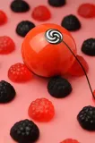 okendama-candy-shtick-paint-or-red-apple-marka-inna