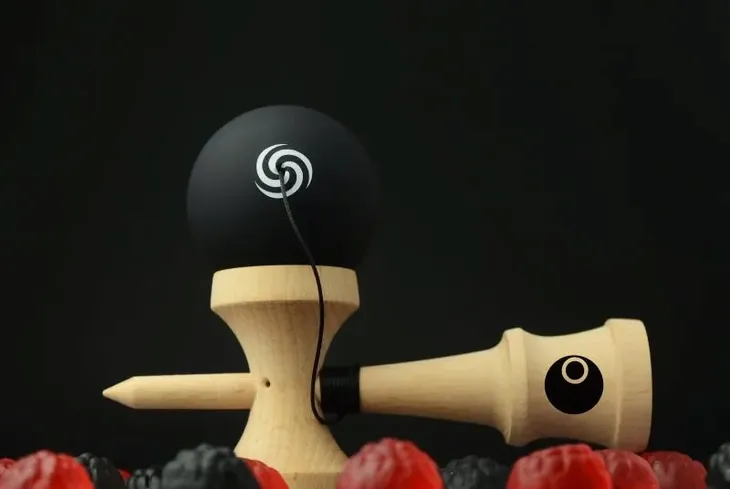 okendama-candy-rush-paint-or-black-cherry-marka-inna