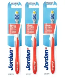 jordan-szczoteczka-total-clean-srednia-medium-3sztuki