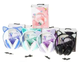 sluchawki-bezprzewodowe-ze-swiatlem-z-uszami-mix