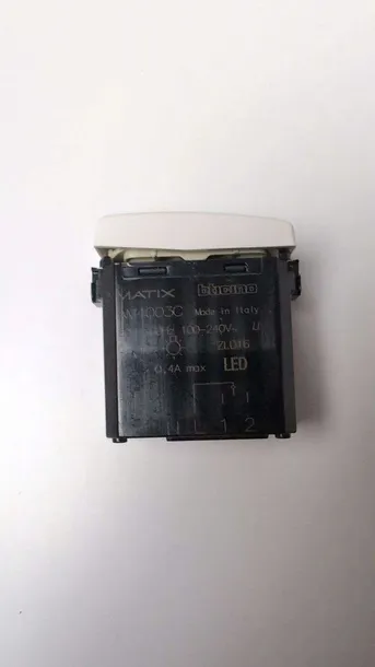 przelacznik-bticino-matix-smart-wifi-liczba-kanalow-lacznosci-1