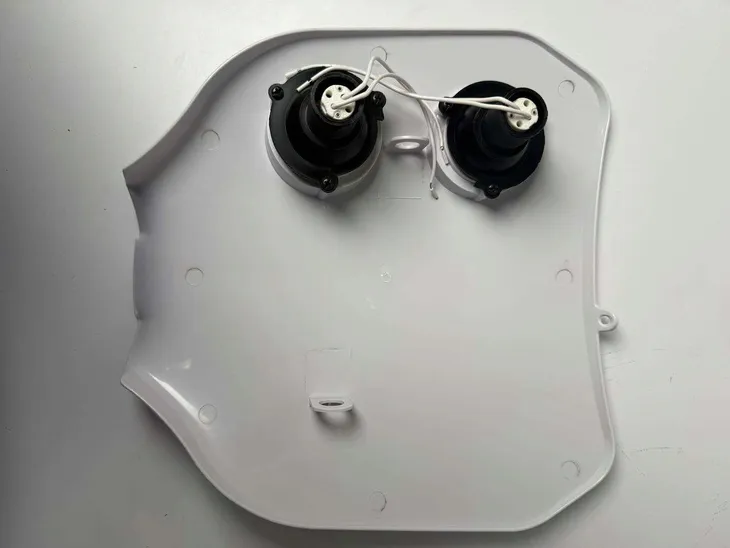 maska-reflektorow-do-motocykli-2c8-produkt-wprowadzony-do-obrotu-na-terenie-ue-przed-13-12-2024-nie