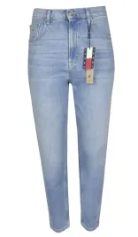 tommy-jeans-spodnie-damskie-mom-jeans-niebieskie-28-30