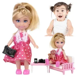 lalka-laleczka-z-akcesoriami-kanapa-stolik-telefon-aparat-fotograficzny