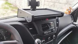 polka-srodkowa-bus-van-iveco-daily-od-2014r