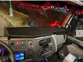 polka-stolik-na-kokpit-daf-lf-po-2014r