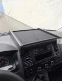 polka-na-kokpit-vw-t5-welur