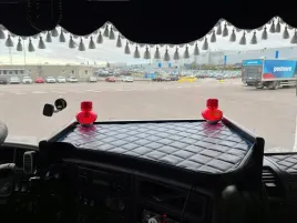 polka-stolik-na-kokpit-scania-r-g-p-2004-2009r