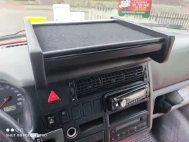 polka-stolik-na-kokpit-vw-t4-transportercaravelle