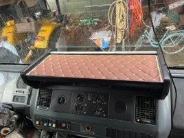 polka-stolik-na-kokpit-man-l2000-star-man-skaj-royal