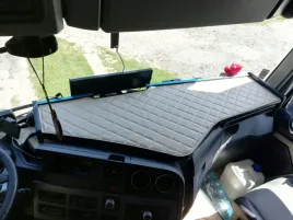 polka-duza-stolik-z-szuflada-renault-gama-t