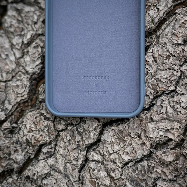 etui-matowe-spacecase-do-iphone-14-pro-szklo-material-tworzywo-sztuczne