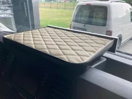 polka-srodkowa-bus-vw-crafter-od-2017r-skaj-royal