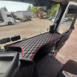 polka-duza-stolik-z-szuflada-ivecos-stralis-hi-way-sway-skaj-royal