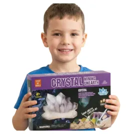 maly-archeolog-kopalnia-diamentow-wykopaliska-dluto-lupa-pedzel-dla-dzieci