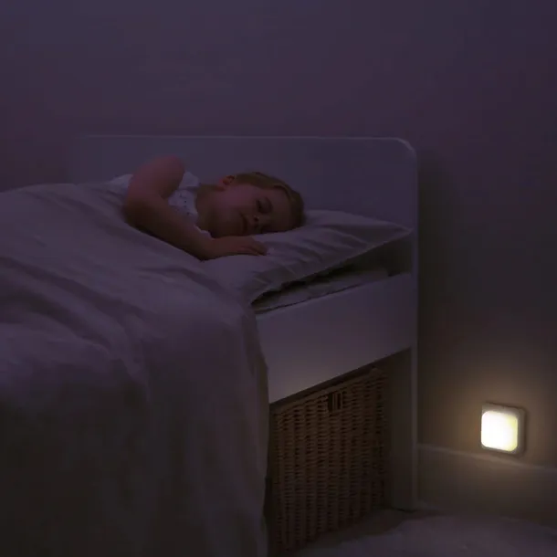 lampka-nocna-kostka-smok-cloudbox-bohater-brak