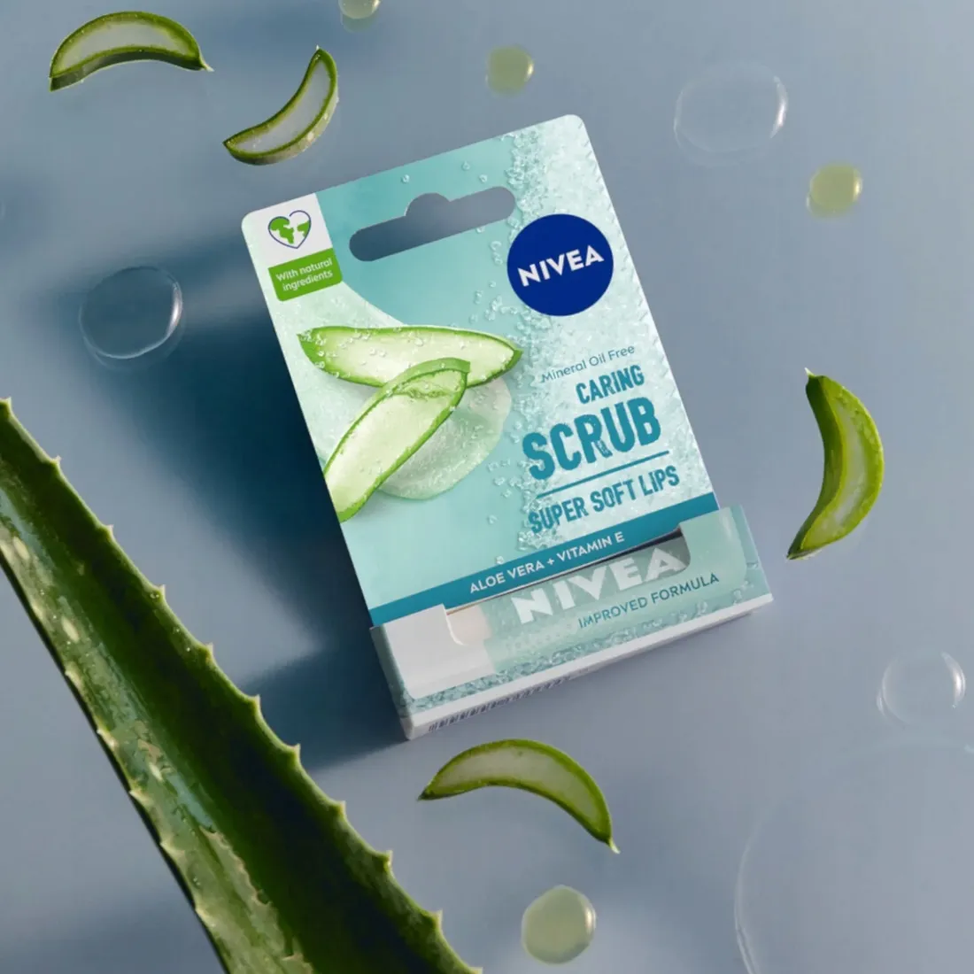 pielegnujacy-peeling-do-ust-nivea-z-aloesem-wit-e