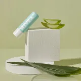 pielegnujacy-peeling-do-ust-nivea-z-aloesem-wit-e-stan-nowy-rodzaj-peelingi