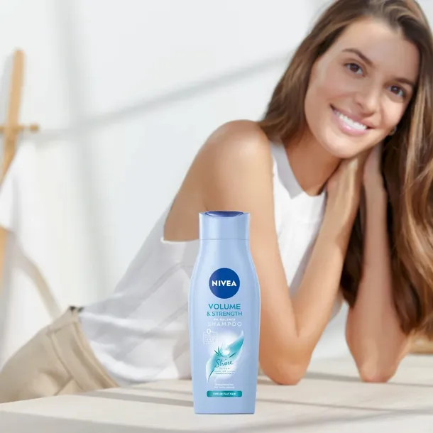 szampon-do-wlosow-nivea-volumeandstrength-400ml-wielkosc-produkt-pelnowymiarowy