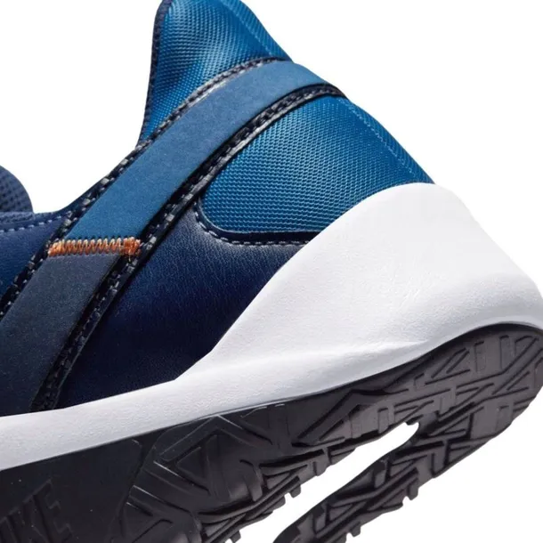 buty-nike-cq9356-402-legend-essential-2-rozmiar-43