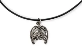 wisiorek-podkowa-talizman-i-amulet-szczescia
