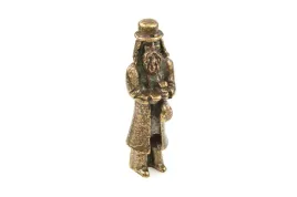 zyd-z-sakiewka-symbol-bogactwa-figurka