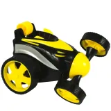 autko-zolte-akrobata-bohater-brak