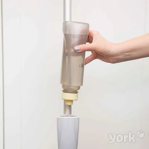 mop-plaski-ze-spryskiwaczem-cleanandspray