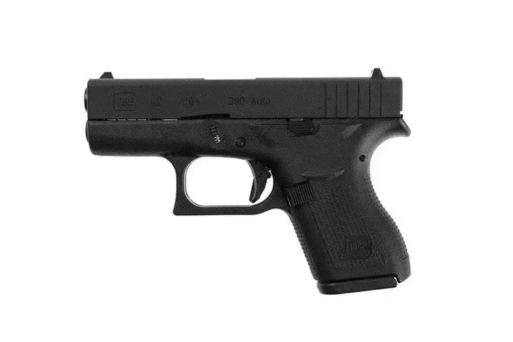 replika-pistoletu-glock-42
