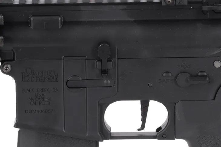 karabinek-asg-specna-arms-daniel-defenser-ris-iii-10-5-sa-e27-edgetm-hal-2