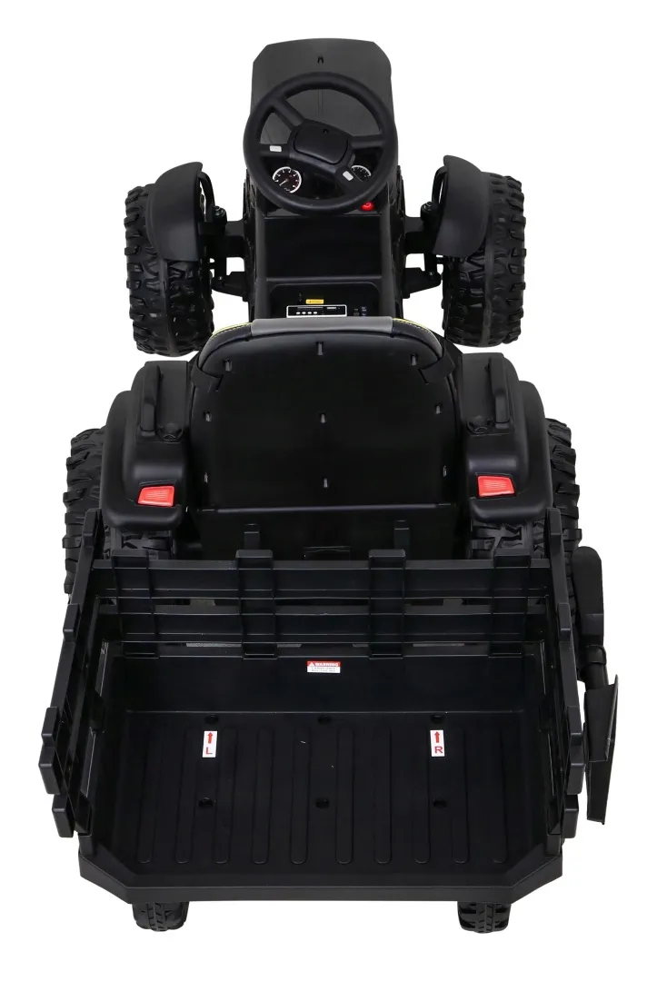 traktor-titanium-z-przyczepa-czarny