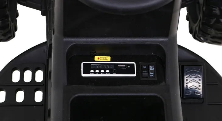 traktor-titanium-z-przyczepa-czarny