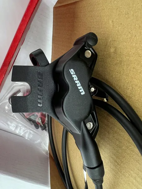 sram-hamulec-g2-rs-tyl-2000mm-czarny-stan-nowy-kod-producenta-00-5018-178-001