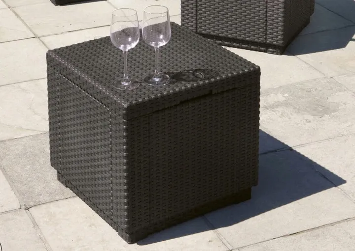 pufa-ogrodowa-keter-cube-209435-brazowy-kolor-obicia-brak