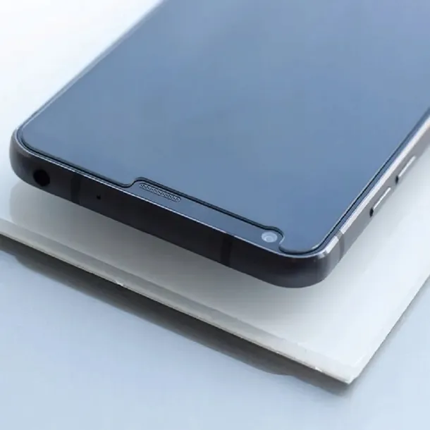 3mk-hardglass-iphone-se-2020