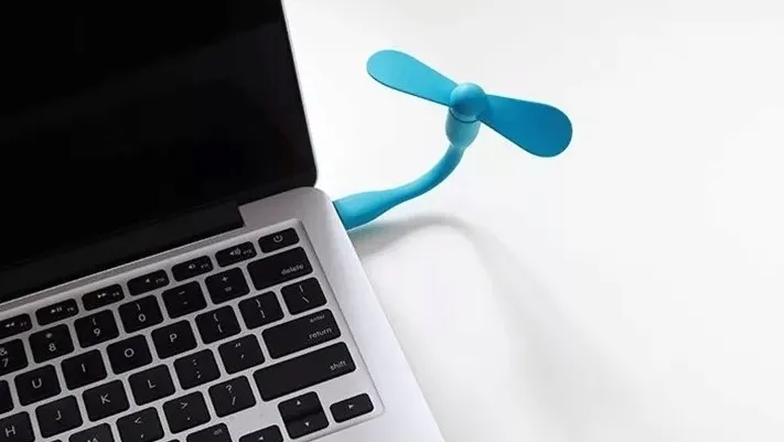 ss25-wiatraczek-mini-usb