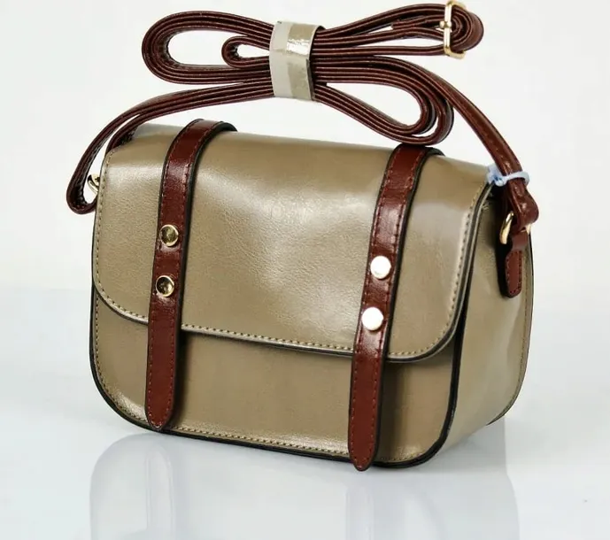 szara-listonoszka-cechy-dodatkowe-kieszonka-na-telefon-kolor-szary