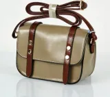 szara-listonoszka-cechy-dodatkowe-kieszonka-na-telefon-kolor-szary