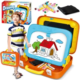 tablica-do-rysowania-skladana-walizka-akcesoria-kreda