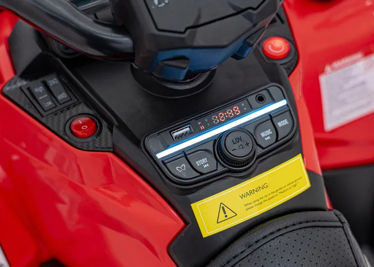 quad-can-am-outlander-atv-czerwony