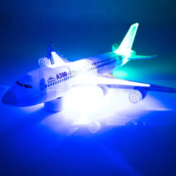 samolot-a380-material-plastik