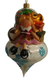 zabawki-na-cebulce-snieznej-bombka-ksztaltka-szklana-wiktorio