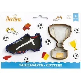 foremka-do-ciasteczek-sportowy-but-i-puchar-decora-2-szt