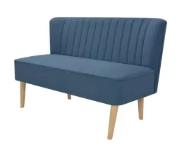niebieska-sofa-dwuosobowa-na-nozkach