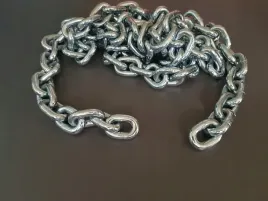 lancuch-plus-karabinczyki-do-laweczki-wiszacej