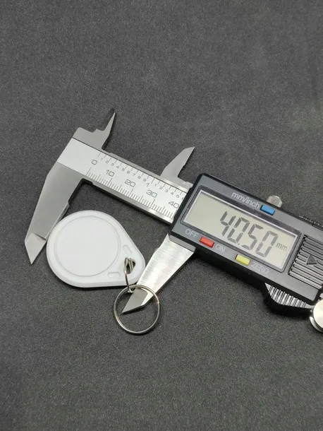 brelok-nfc-rfid-t5577-125khz-unique-programowalny-stan-nowy