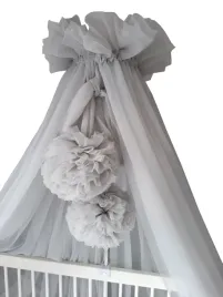 baldachim-do-lozeczka-tiul-szary-pompony-camicco